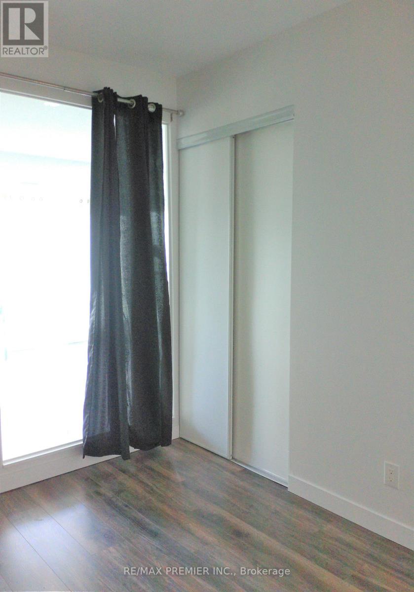 1525 - 165 Legion Road N, Toronto, Ontario  M8Y 0B3 - Photo 13 - W13113522
