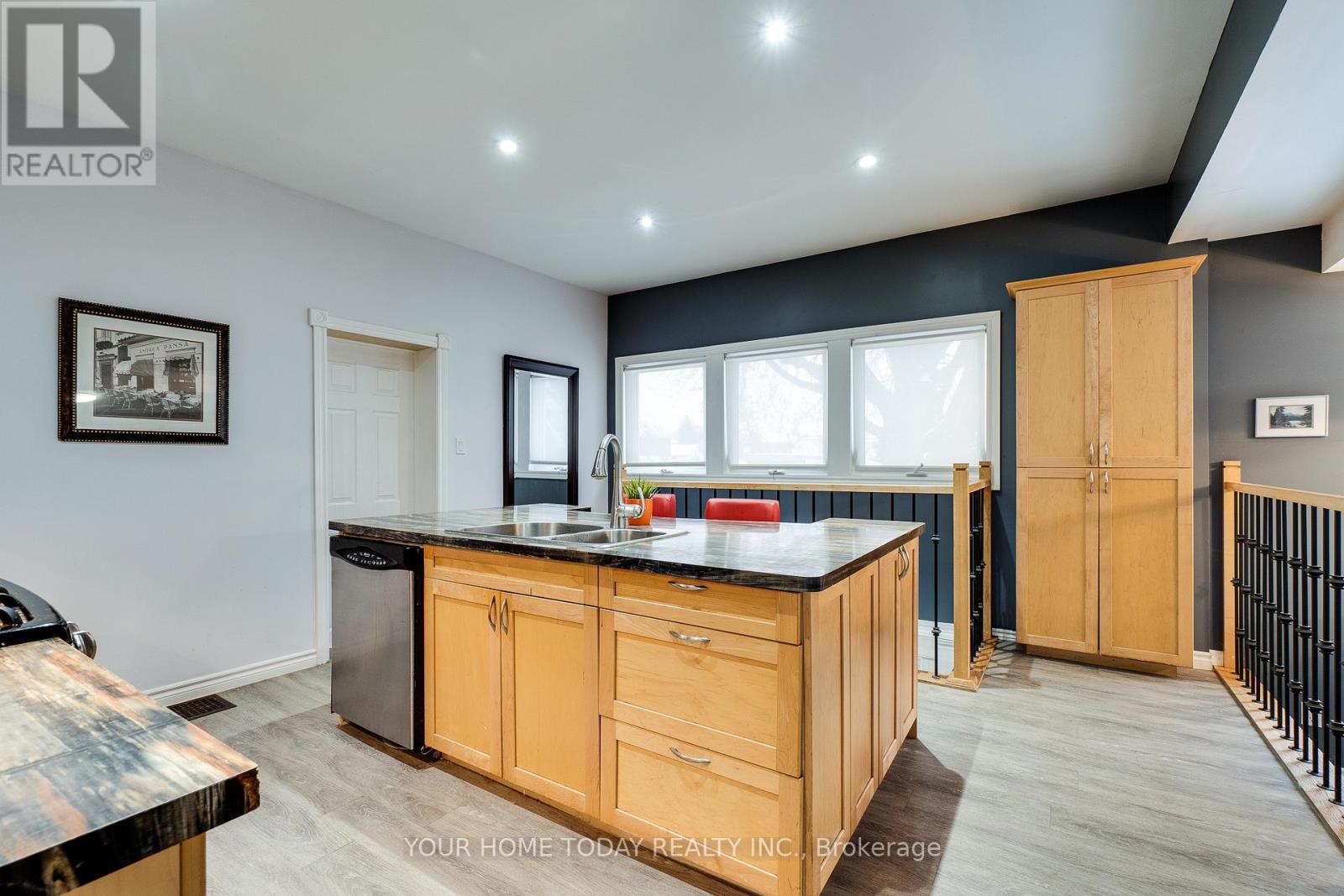 10 Knox Street, Halton Hills, Ontario  L7J 1C7 - Photo 16 - W13113574