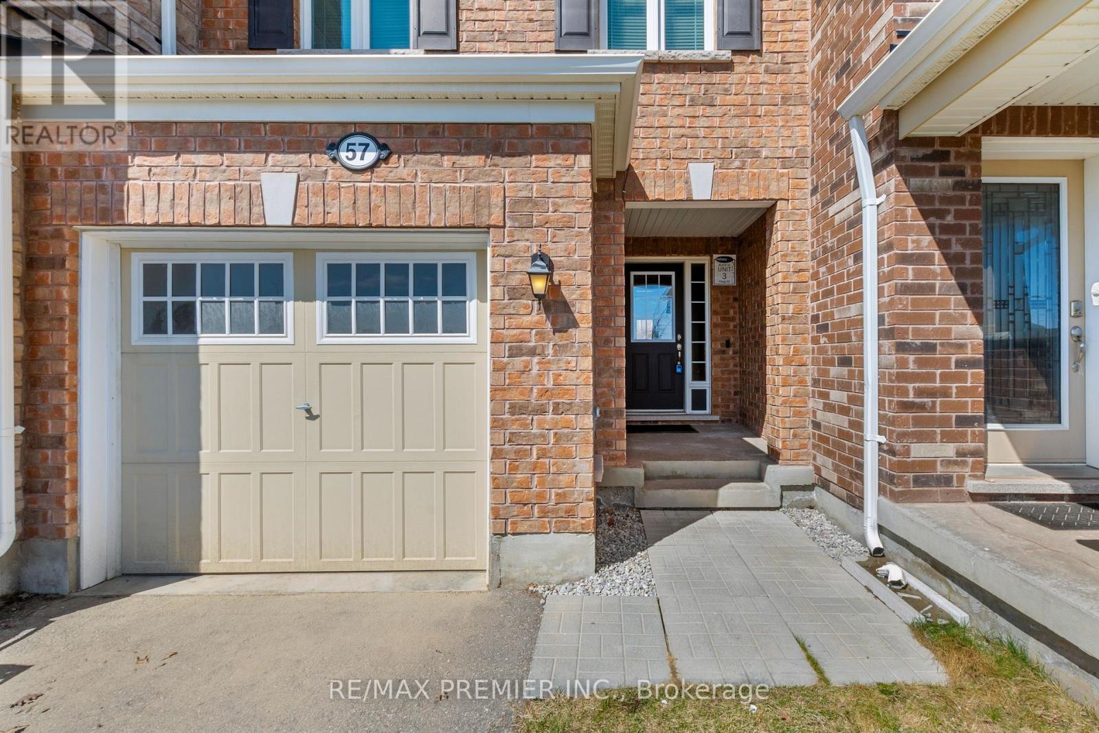 57 Baycliffe Crescent, Brampton, Ontario  L7A 3Z3 - Photo 5 - W13113636