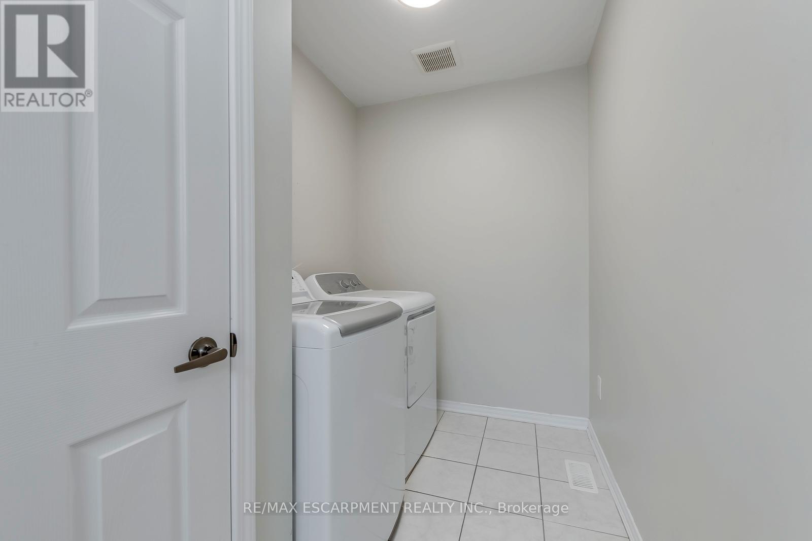 96 Arnold Marshall Boulevard, Haldimand, Ontario N3W 0B6 - Photo 26 - X13113620