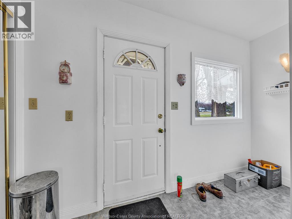 278 Robson Road, Leamington, Ontario  N8H 5R4 - Photo 12 - 26010804