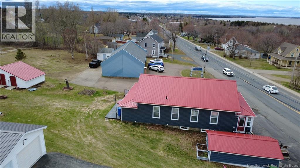 300 Boulevard St-Pierre Ouest, Caraquet, New Brunswick  E1W 1A3 - Photo 6 - NB138852