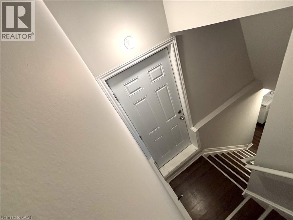 866 Francine Crescent, Mississauga, Ontario  L5V 0E2 - Photo 17 - 40817503