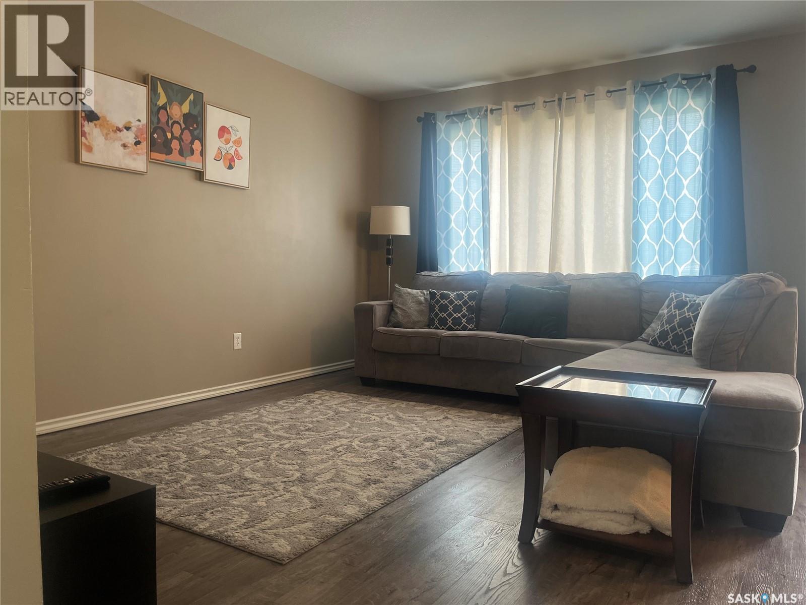 207 303 Slimmon Place, Saskatoon, Saskatchewan  S7V 0A8 - Photo 10 - SK035643
