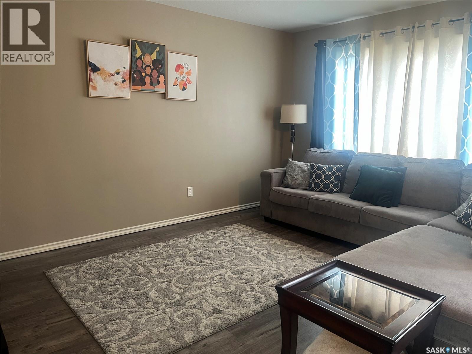 207 303 Slimmon Place, Saskatoon, Saskatchewan  S7V 0A8 - Photo 11 - SK035643