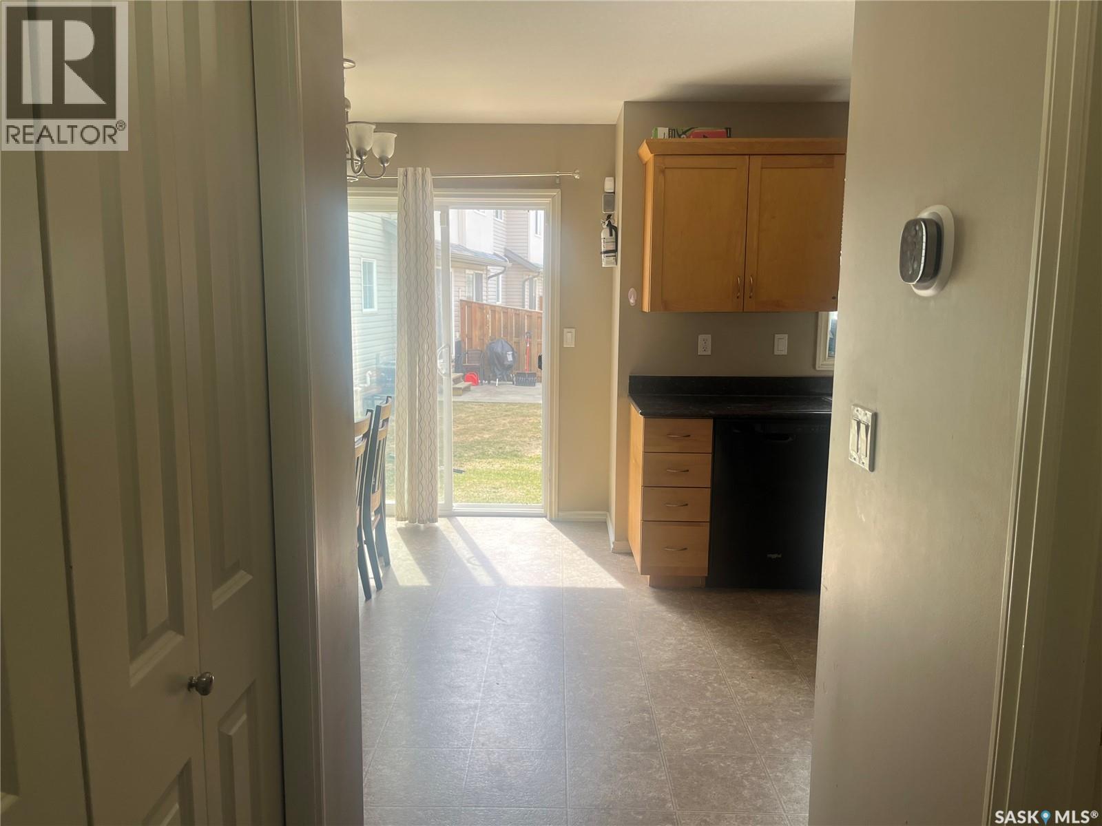 207 303 Slimmon Place, Saskatoon, Saskatchewan  S7V 0A8 - Photo 15 - SK035643