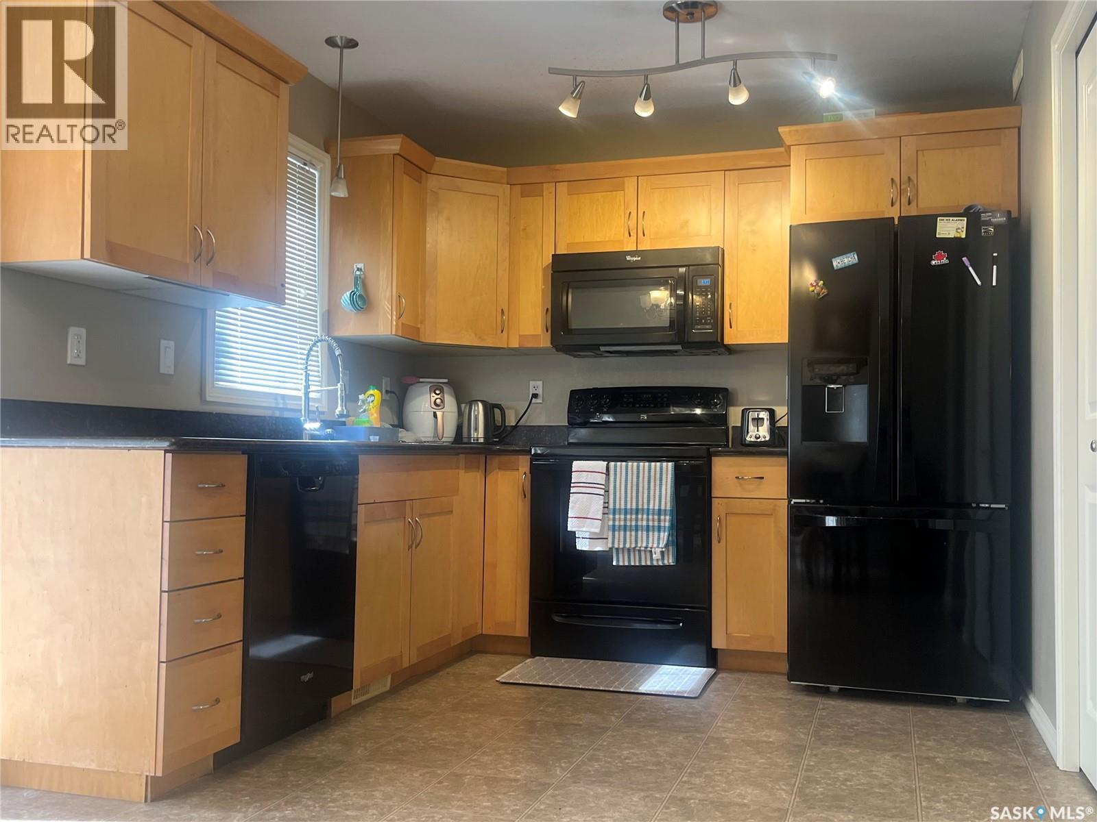 207 303 Slimmon Place, Saskatoon, Saskatchewan  S7V 0A8 - Photo 19 - SK035643