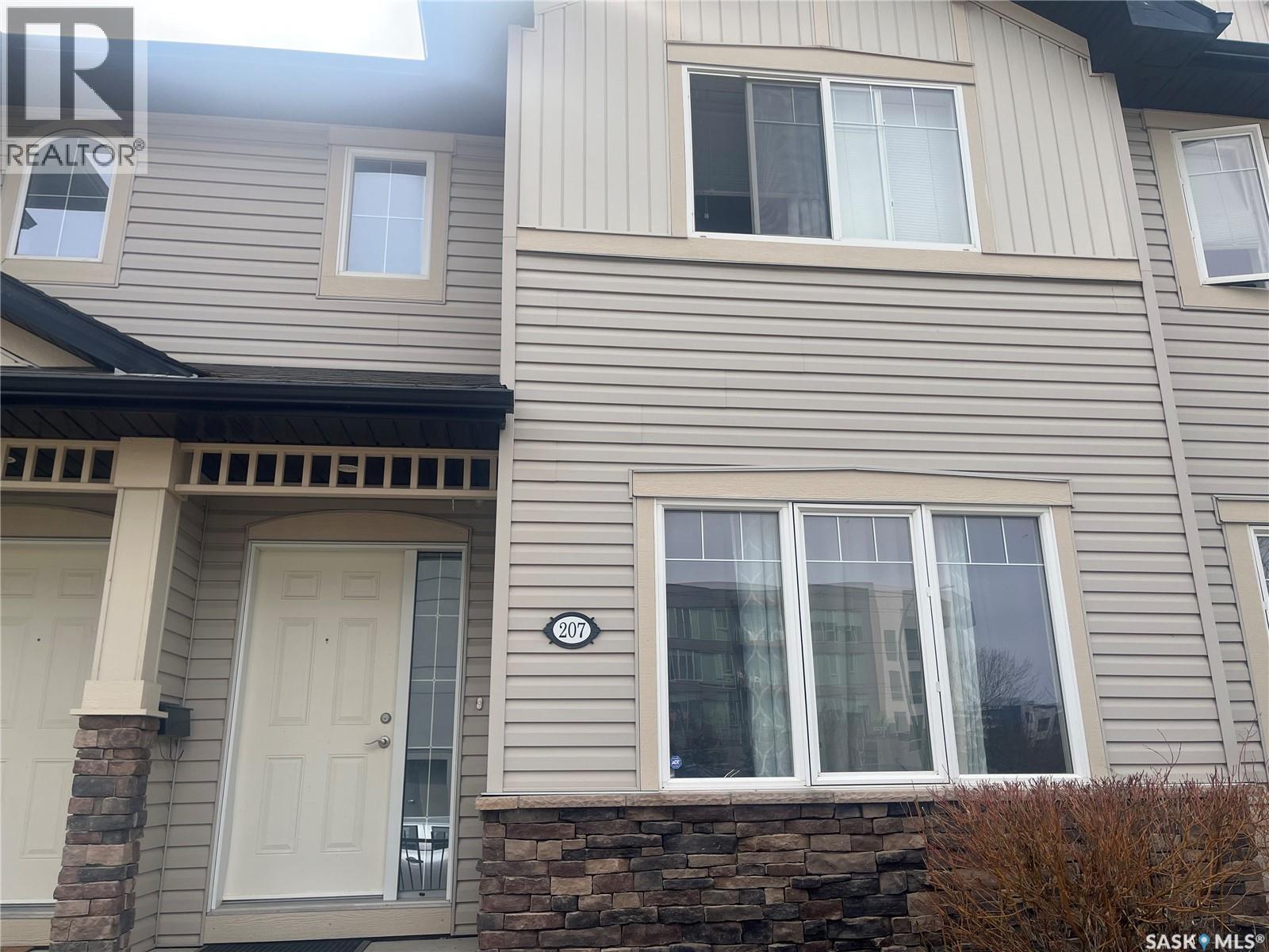 207 303 Slimmon Place, Saskatoon, Saskatchewan  S7V 0A8 - Photo 3 - SK035643