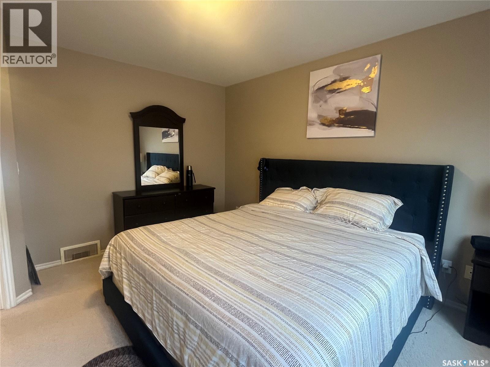 207 303 Slimmon Place, Saskatoon, Saskatchewan  S7V 0A8 - Photo 41 - SK035643