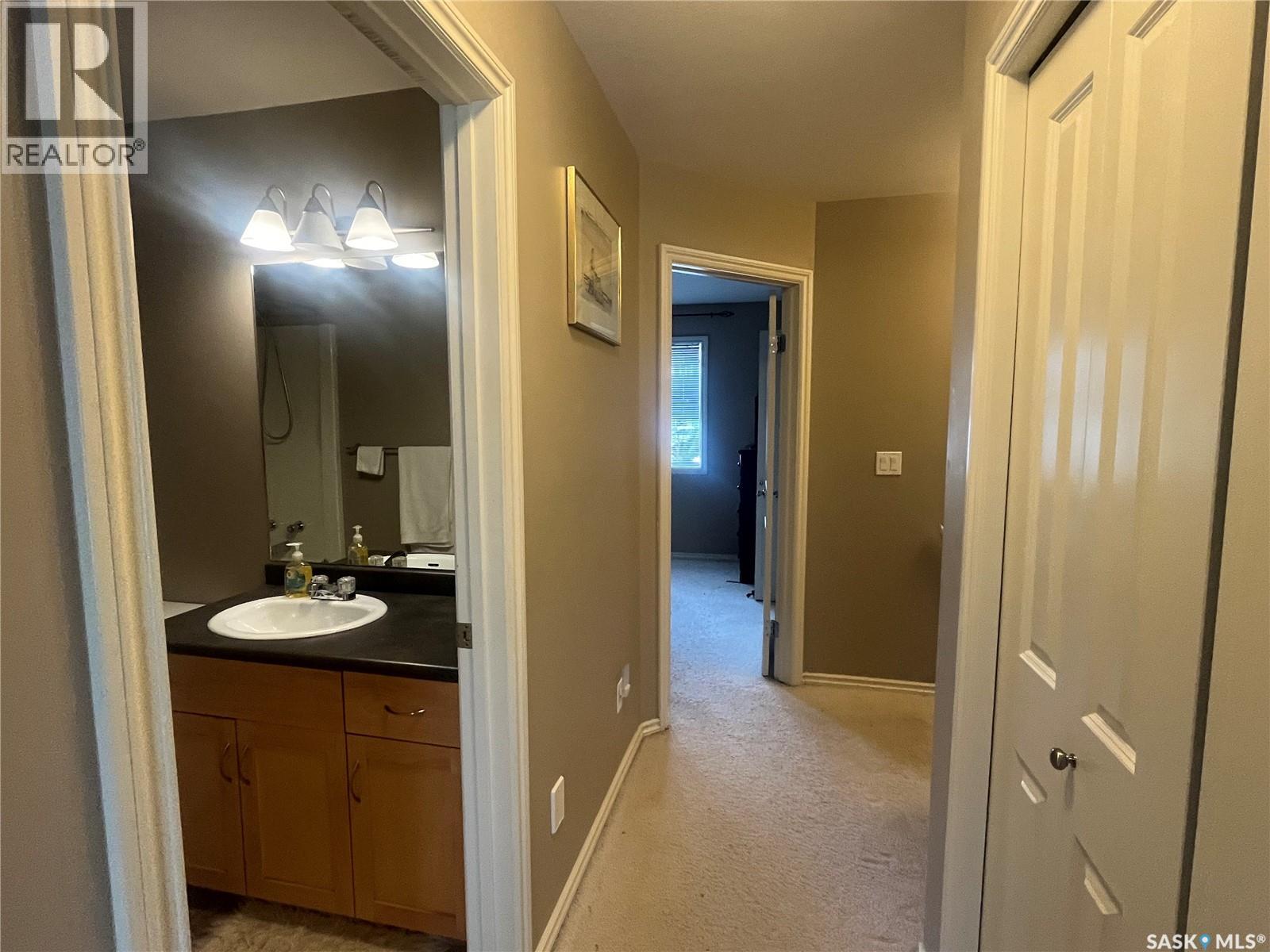 207 303 Slimmon Place, Saskatoon, Saskatchewan  S7V 0A8 - Photo 58 - SK035643