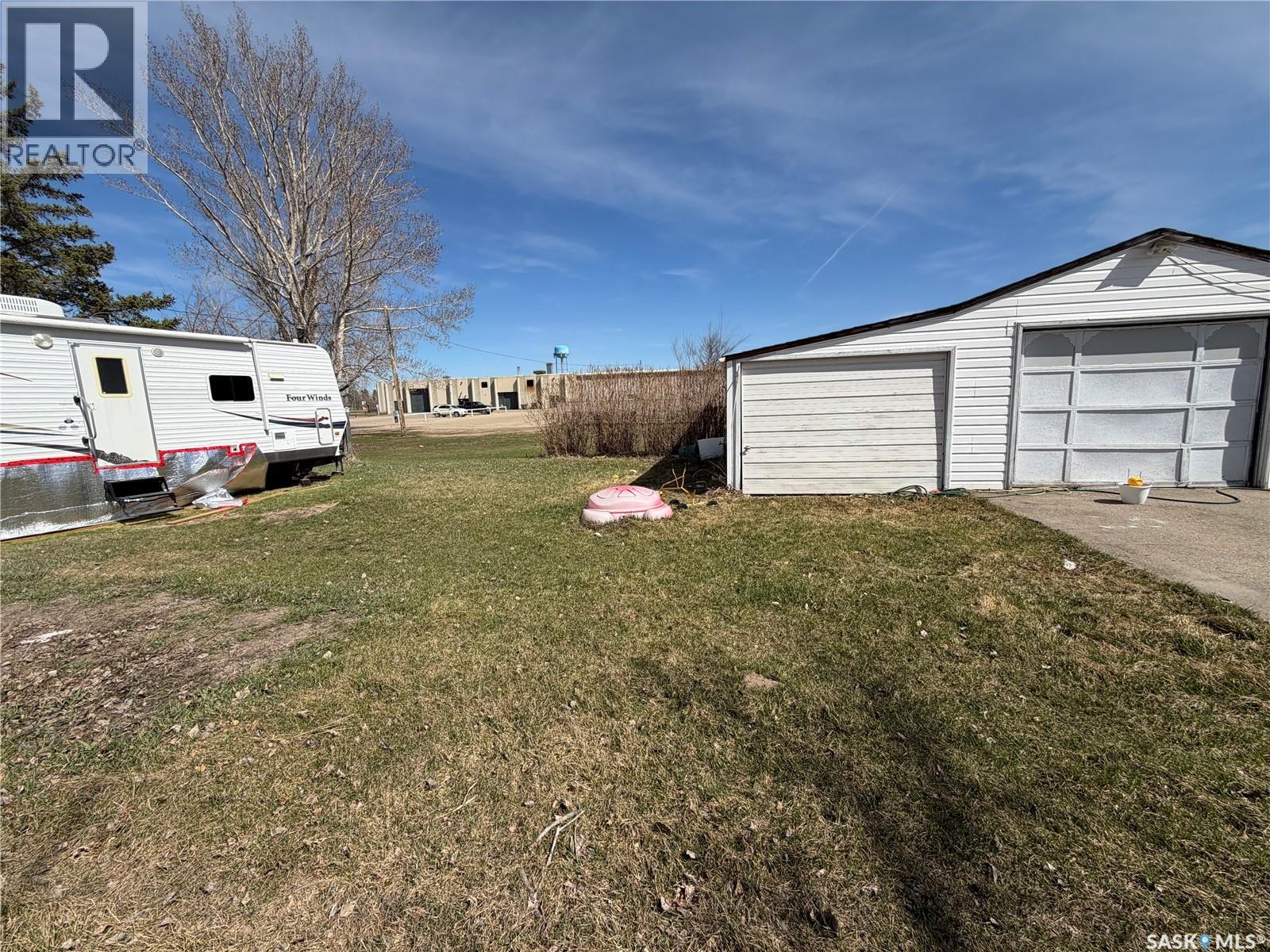 128 9th Avenue E, Melville, Saskatchewan  S0A 2P0 - Photo 30 - SK035625