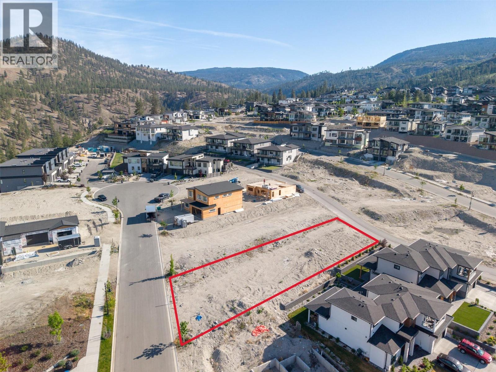 110 Deer Place, Penticton, British Columbia  V2A 0J8 - Photo 4 - 10387026