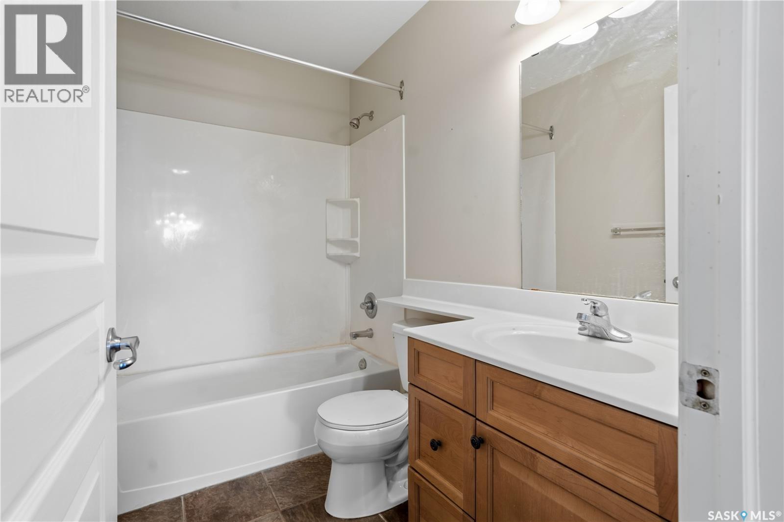 8609 Sherwood Drive, Regina, Saskatchewan  S4Y 1A5 - Photo 19 - SK035554