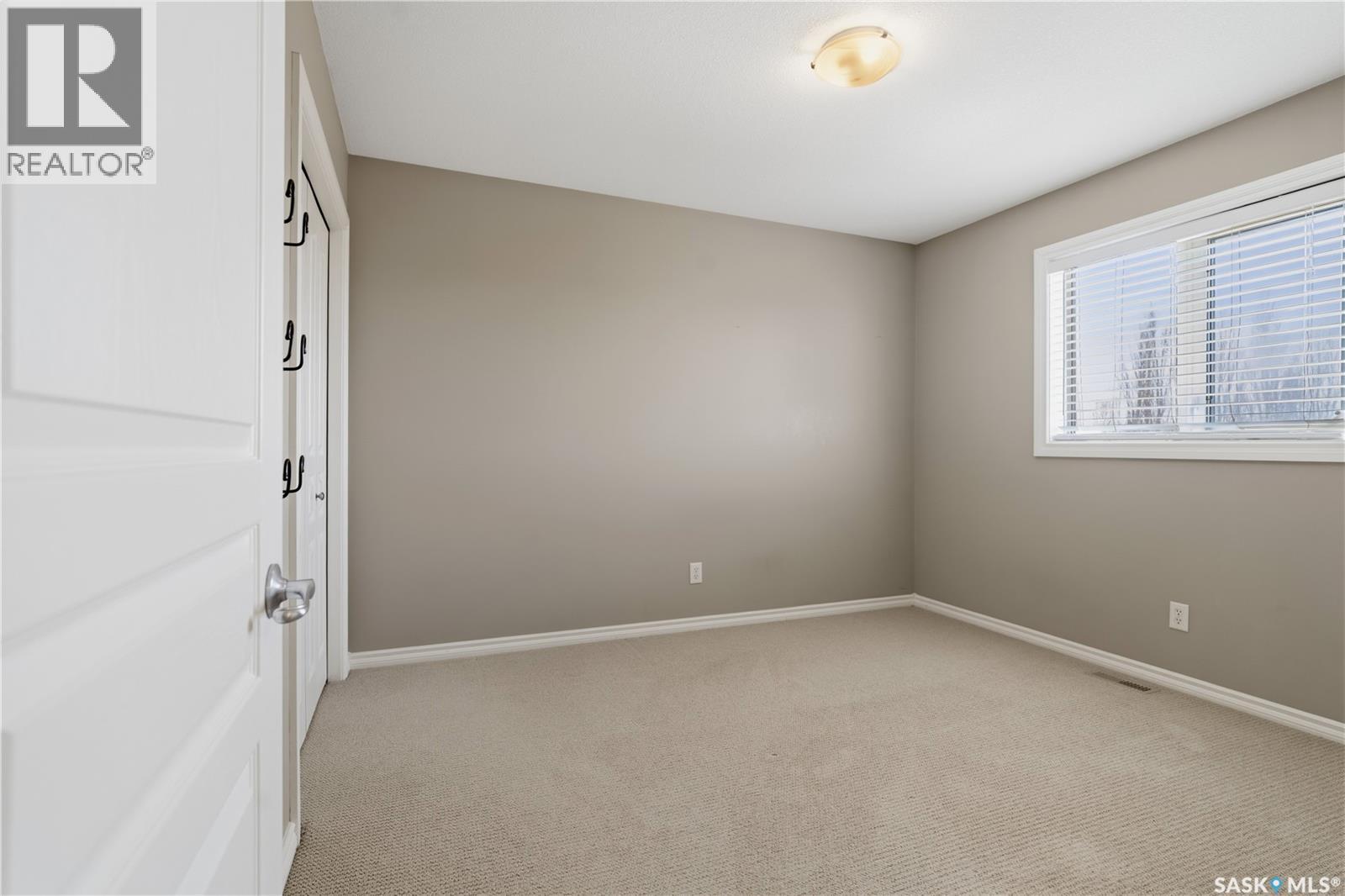 8609 Sherwood Drive, Regina, Saskatchewan  S4Y 1A5 - Photo 20 - SK035554