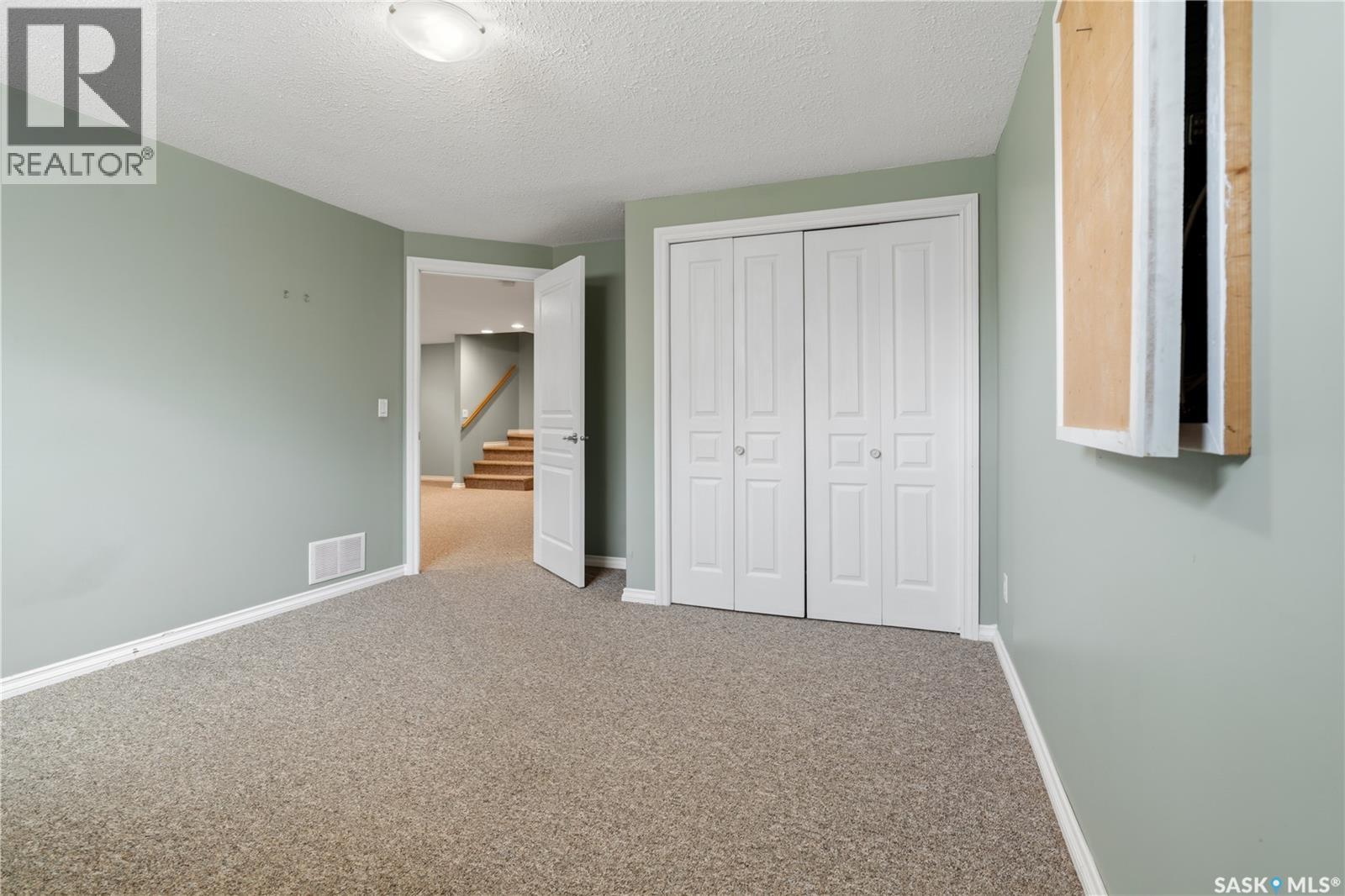 8609 Sherwood Drive, Regina, Saskatchewan  S4Y 1A5 - Photo 29 - SK035554