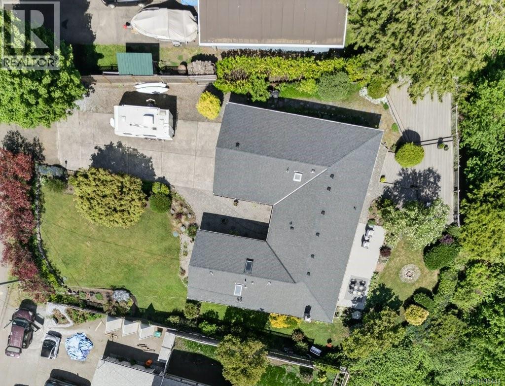 5041 Seaview Dr, Bowser, British Columbia  V0R 1G0 - Photo 75 - 1036441