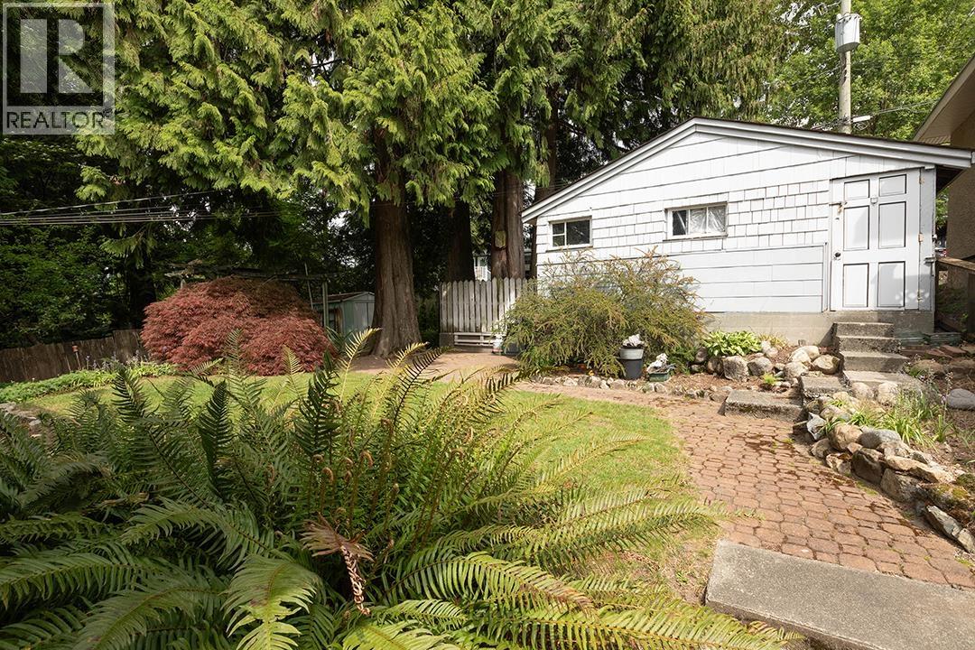 322 E 25th Street, North Vancouver, British Columbia  V7N 1A3 - Photo 24 - R3122175