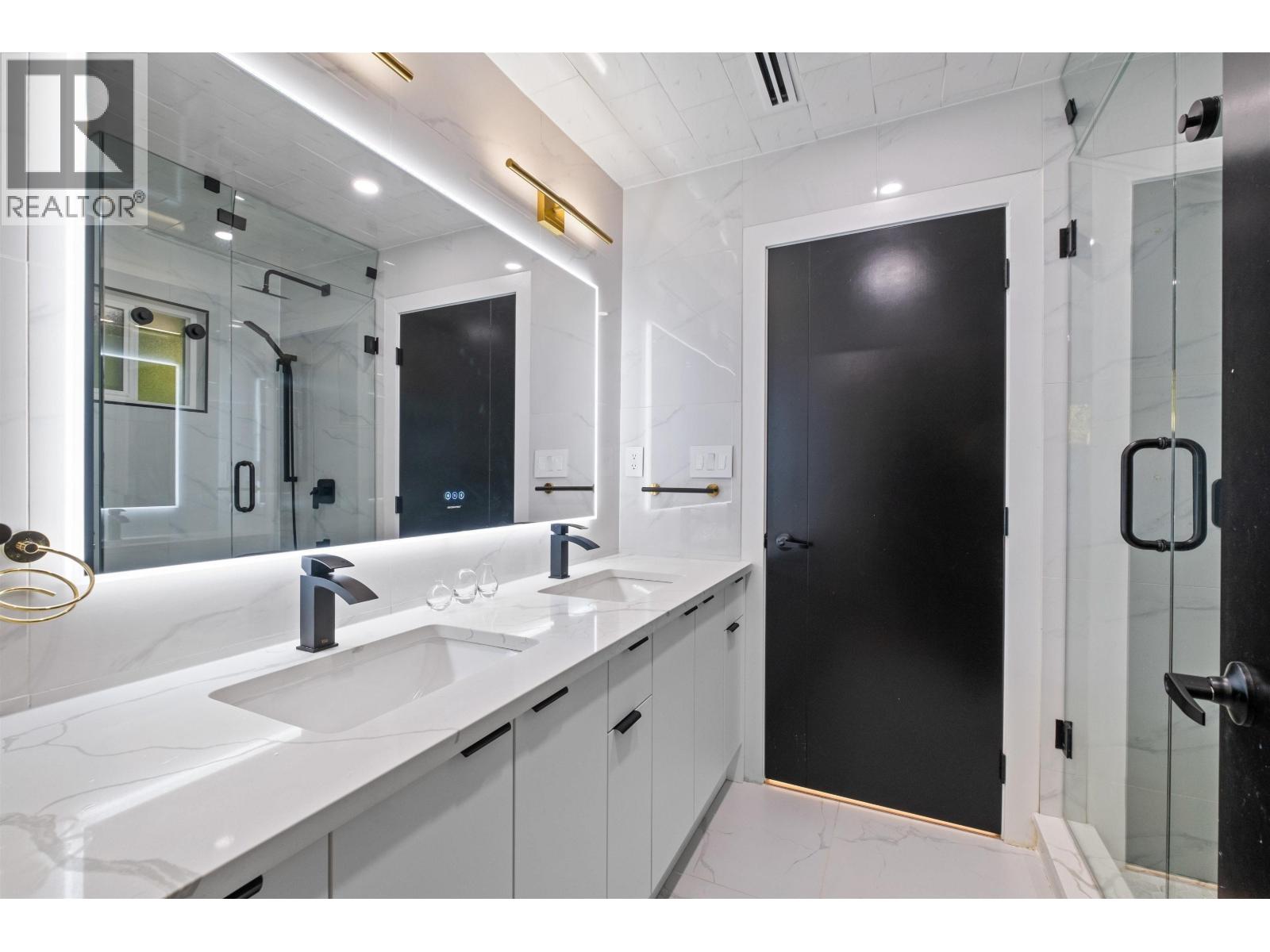3812 Dalkeith Drive, North Vancouver, British Columbia  V7N 3N6 - Photo 15 - R3122182
