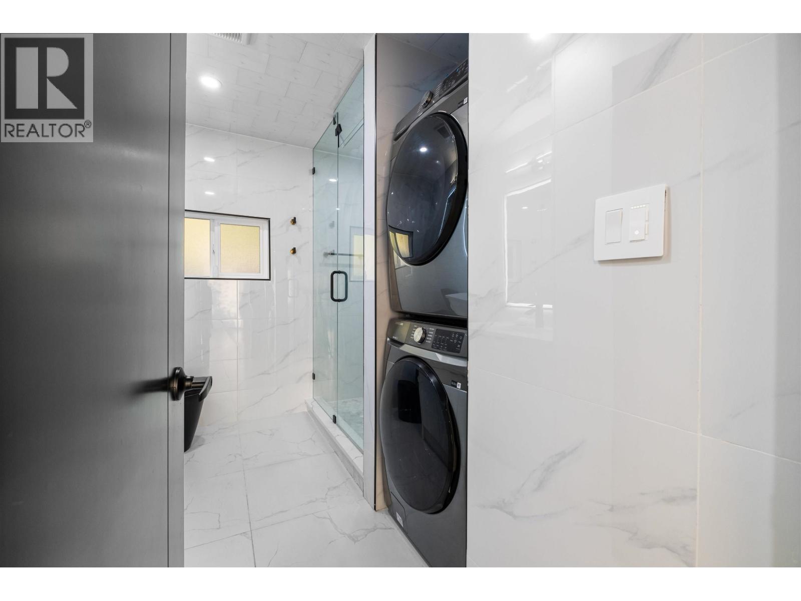 3812 Dalkeith Drive, North Vancouver, British Columbia  V7N 3N6 - Photo 19 - R3122182