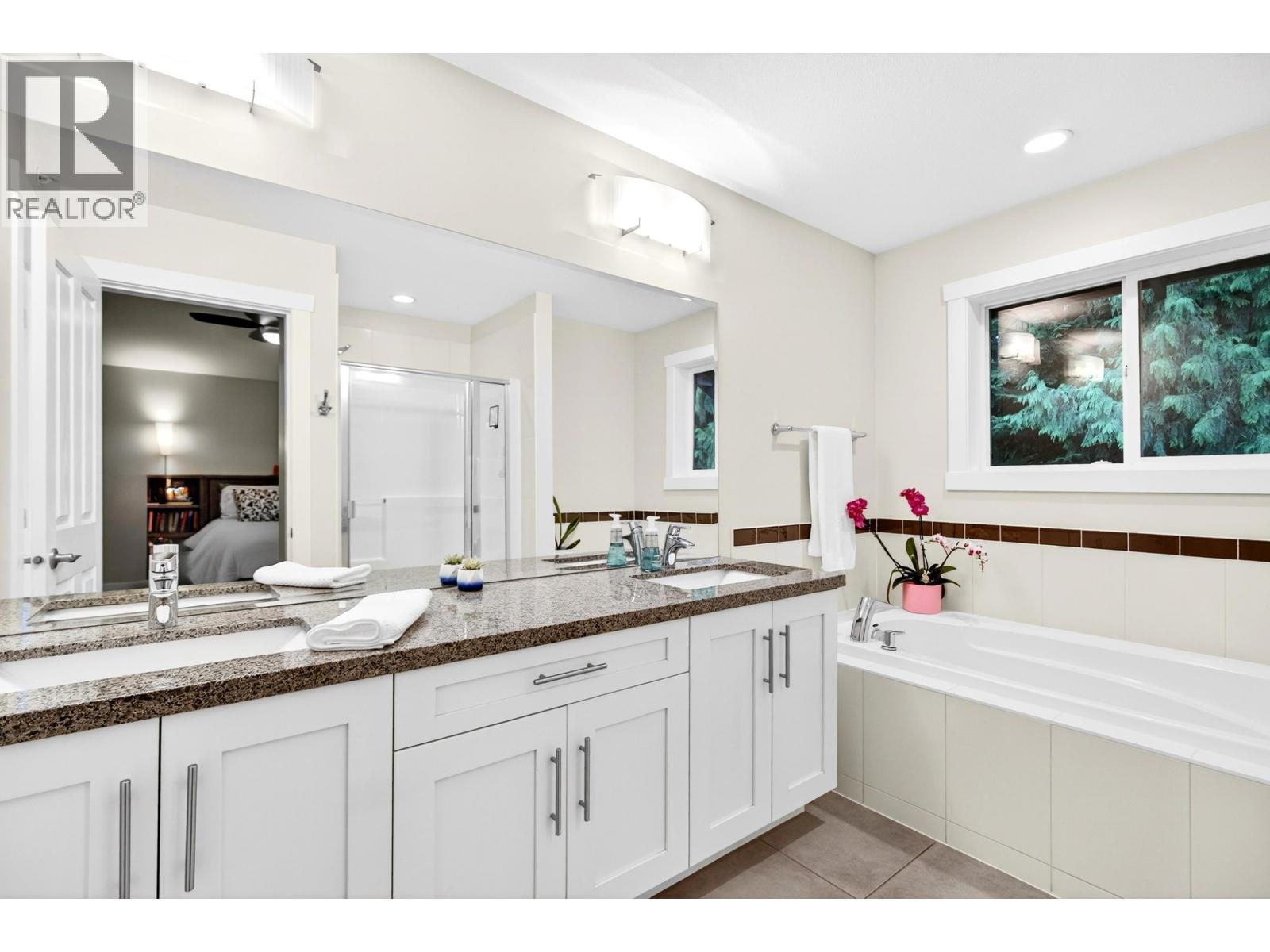 13545 229 Loop, Maple Ridge, British Columbia  V4R 0E5 - Photo 17 - R3122029