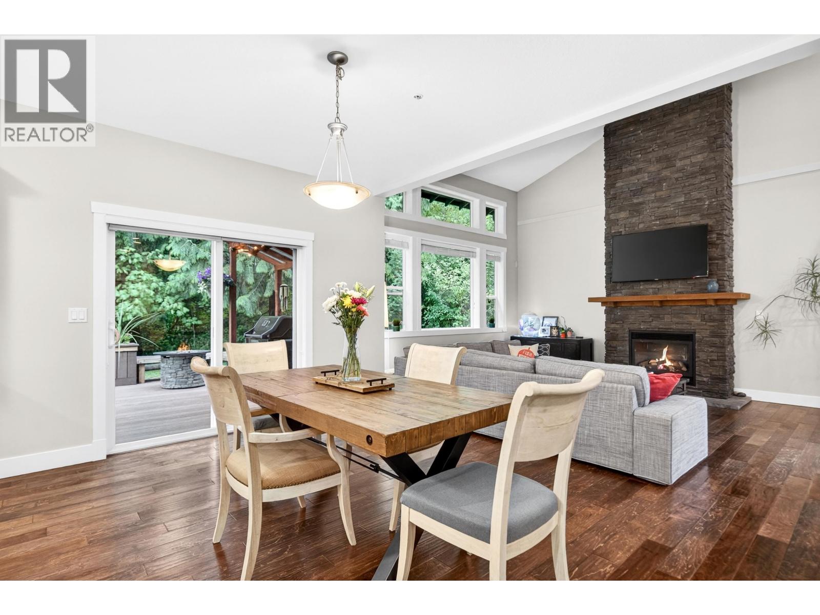 13545 229 Loop, Maple Ridge, British Columbia  V4R 0E5 - Photo 11 - R3122029