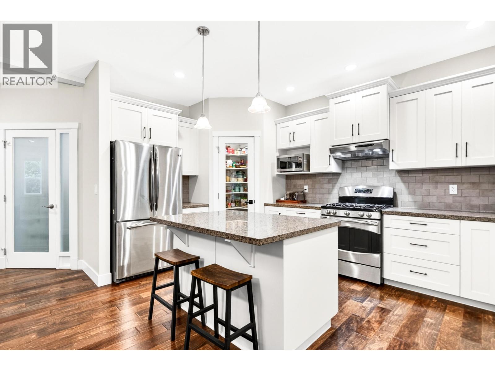 13545 229 Loop, Maple Ridge, British Columbia  V4R 0E5 - Photo 13 - R3122029