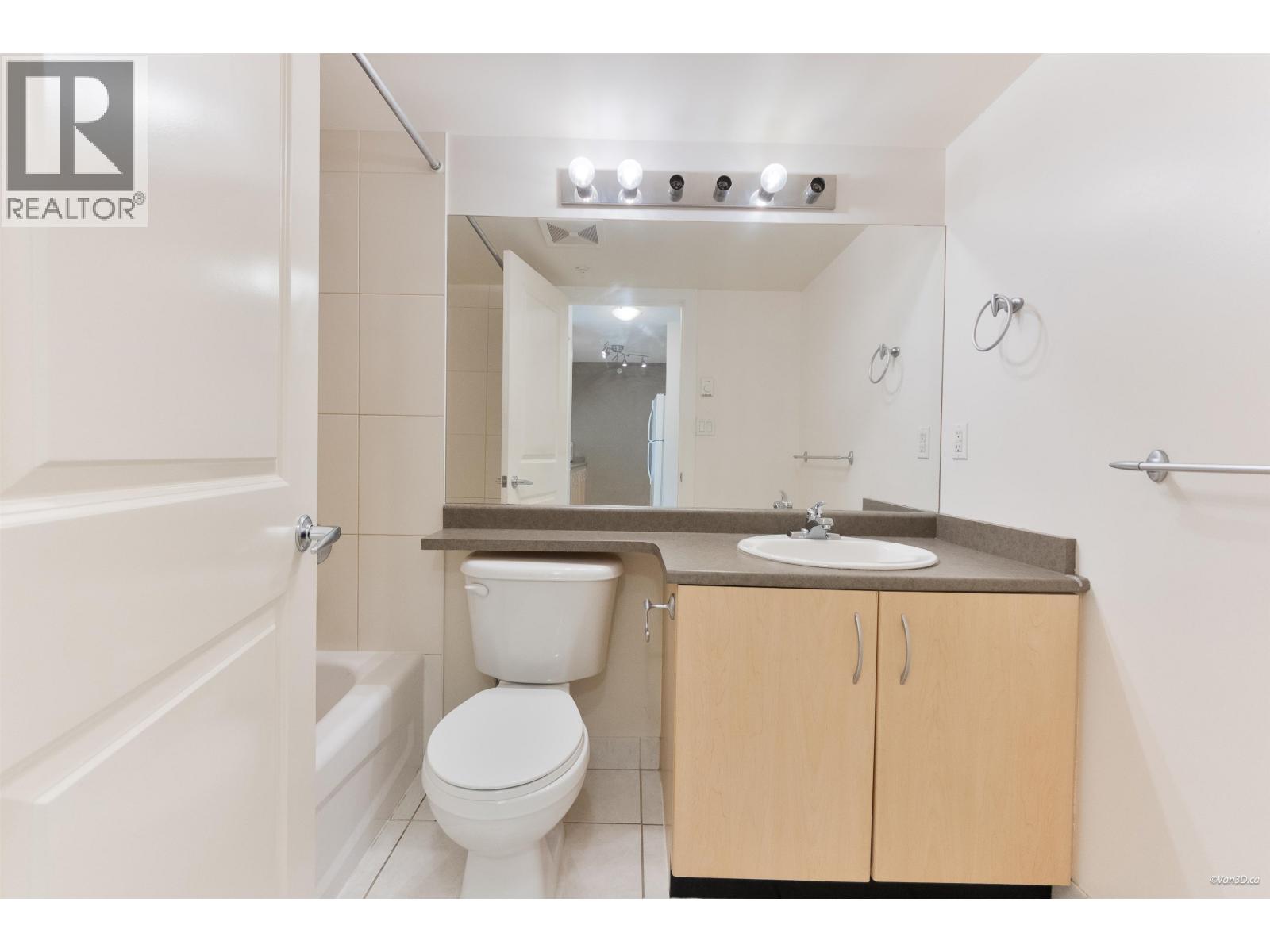 312 3663 Crowley Drive, Vancouver, British Columbia  V5R 6H4 - Photo 18 - R3122089