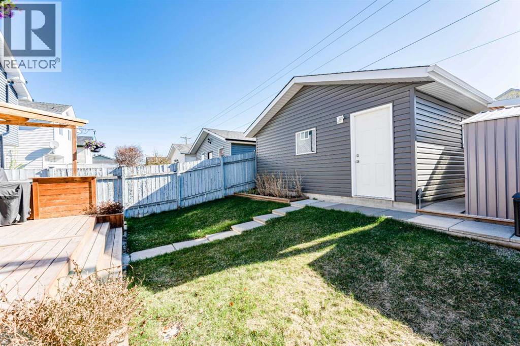 198 Somerside Park SW, Calgary, Alberta  T2Y 3G3 - Photo 39 - A2310201