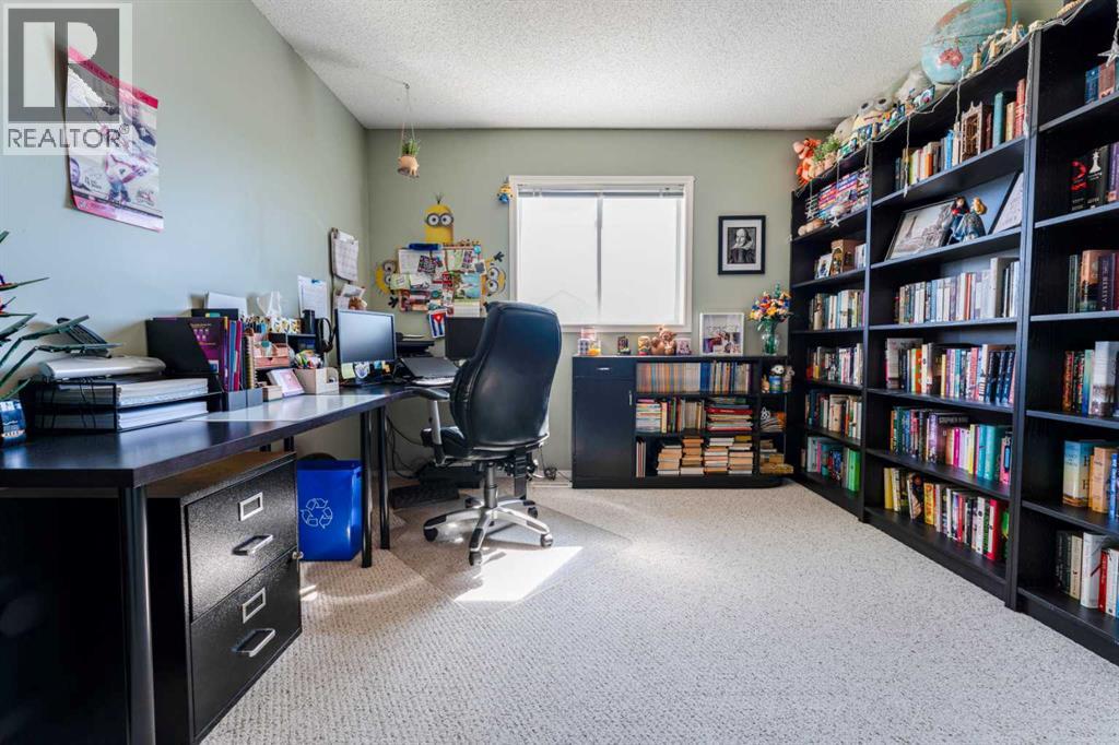198 Somerside Park SW, Calgary, Alberta  T2Y 3G3 - Photo 34 - A2310201