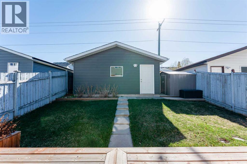 198 Somerside Park SW, Calgary, Alberta  T2Y 3G3 - Photo 46 - A2310201