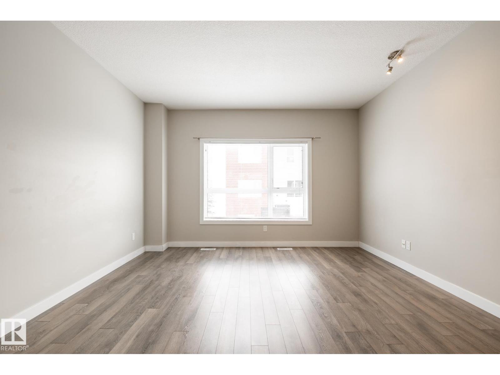 #127 2560 Pegasus Bv NW, Edmonton, Alberta  T5E 6V4 - Photo 2 - E4475020