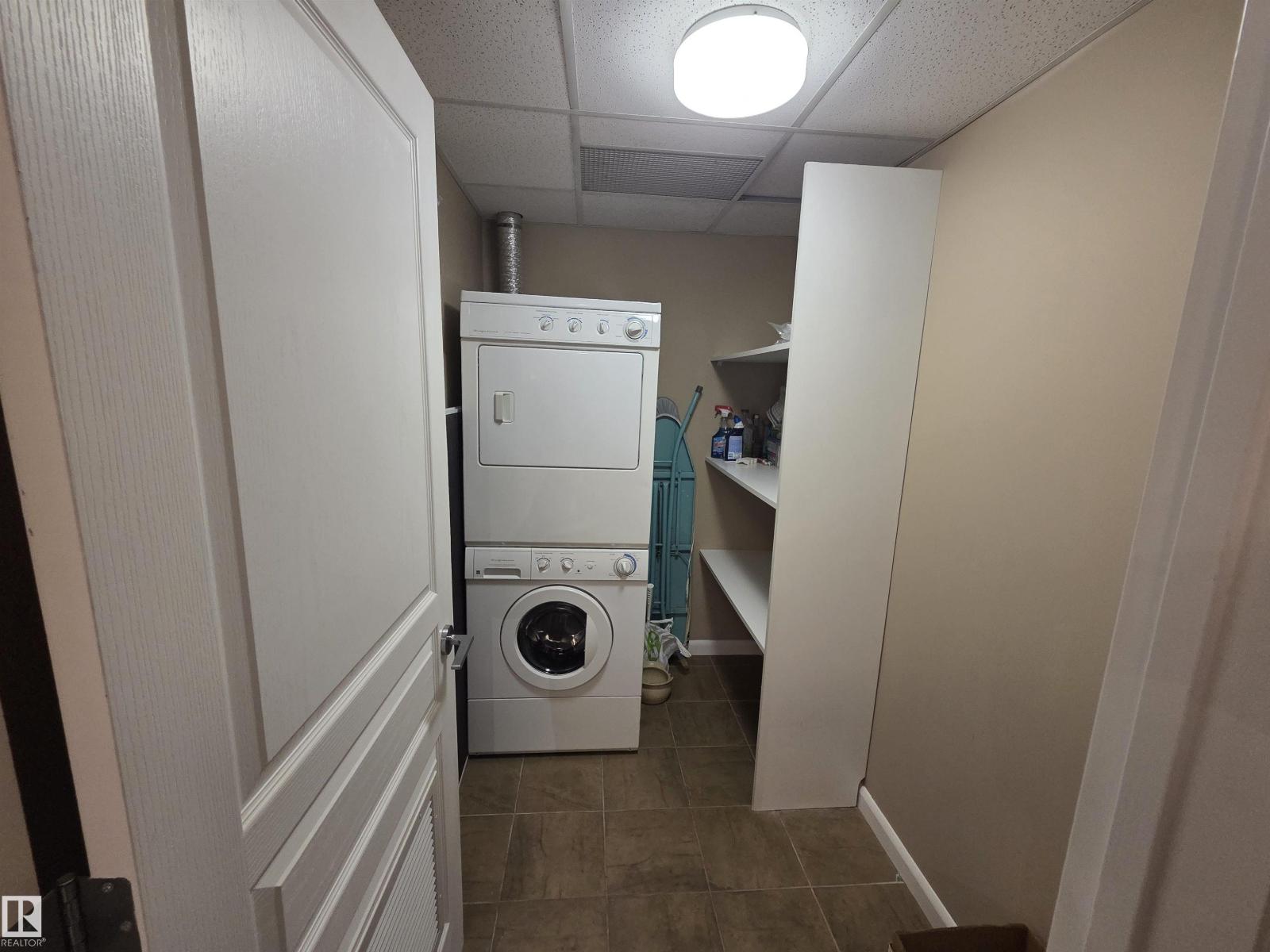 #109 160 Magrath Rd Nw, Edmonton, Alberta  T6R 3T7 - Photo 2 - E4487042