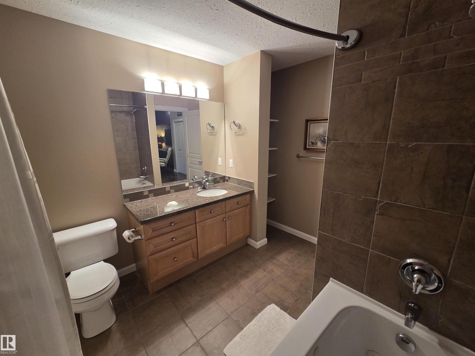 #109 160 Magrath Rd Nw, Edmonton, Alberta  T6R 3T7 - Photo 4 - E4487042