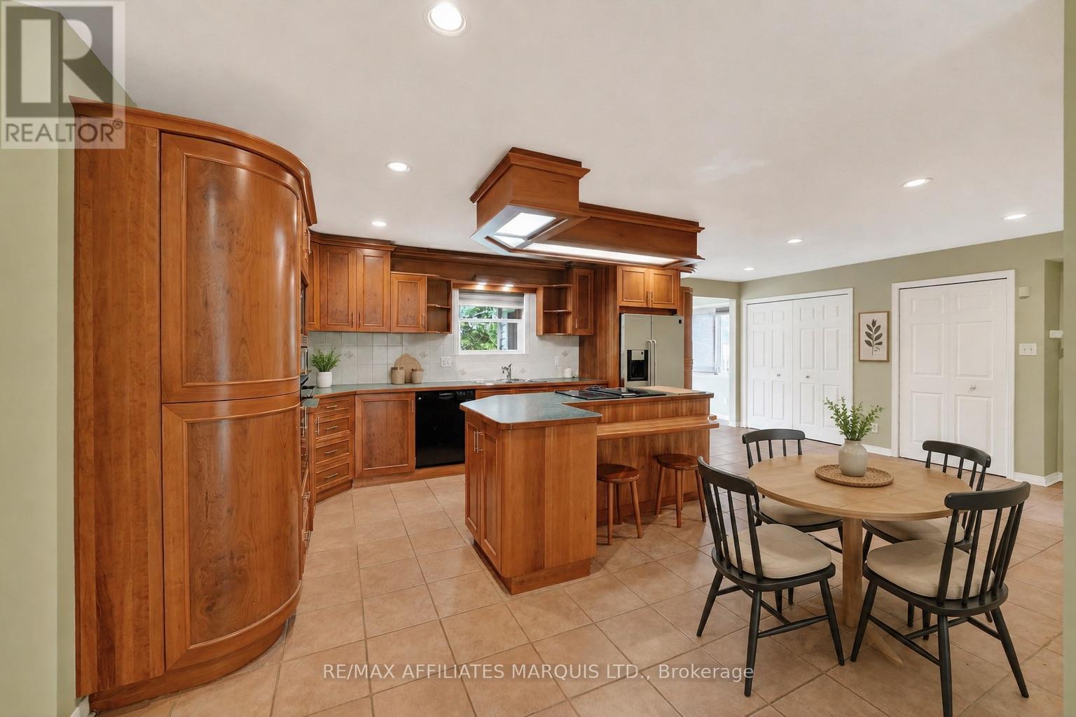 315 Eleventh Street E, Cornwall, Ontario  K6H 2Y6 - Photo 4 - X13113608