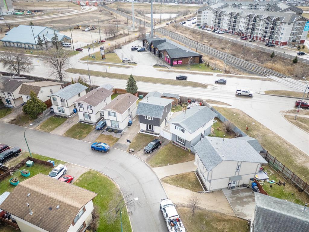 38 Price Drive, Winnipeg, Manitoba  R2K 4B4 - Photo 39 - 202610164
