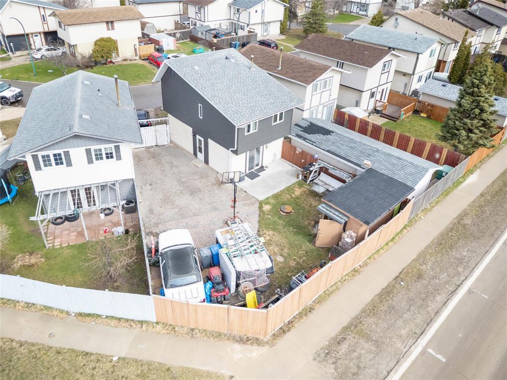 38 Price Drive, Winnipeg, Manitoba  R2K 4B4 - Photo 42 - 202610164