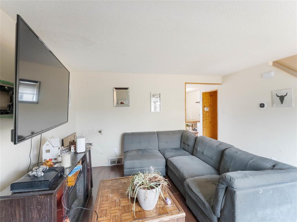 38 Price Drive, Winnipeg, Manitoba  R2K 4B4 - Photo 6 - 202610164