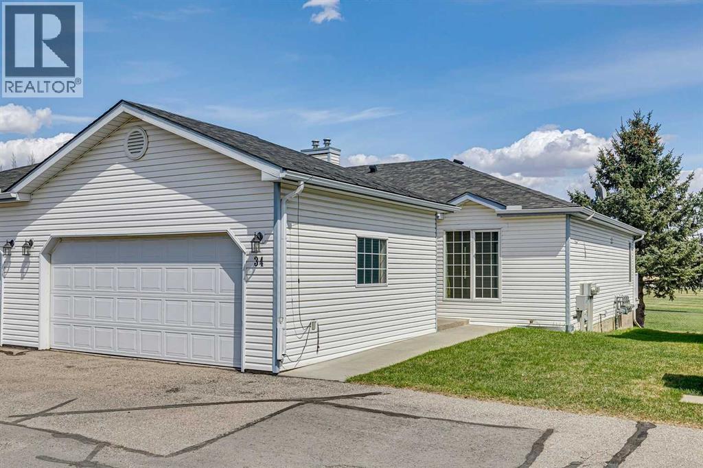 34, 105 Elm Place, Okotoks, Alberta