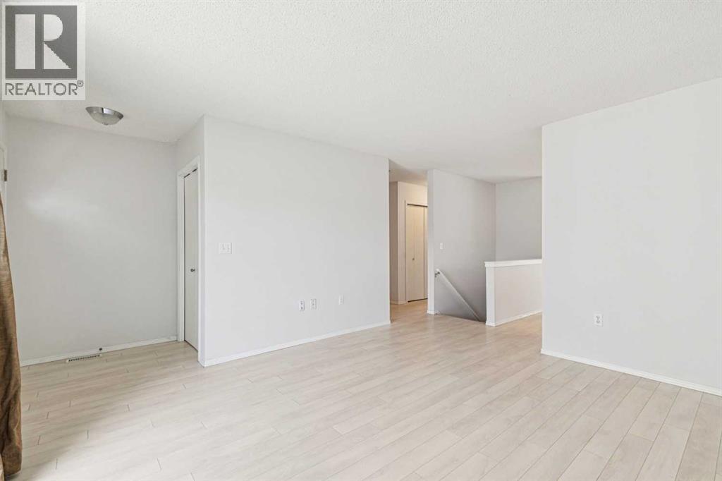 34, 105 Elm Place, Okotoks, Alberta  T1S 1Y9 - Photo 4 - A2307882