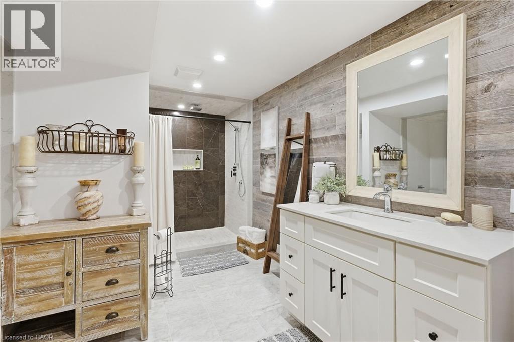577 Harvest Road, Dundas, Ontario  L9H 5K8 - Photo 28 - 40829256