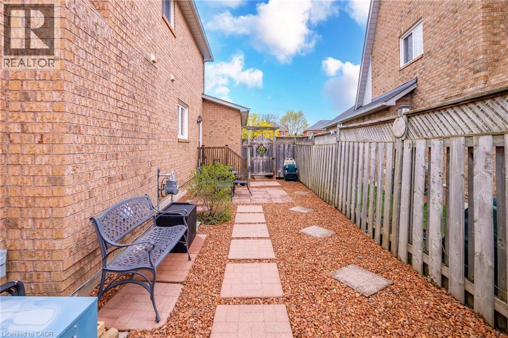 17 Eaton Street, Georgetown, Ontario  L7G 5L4 - Photo 45 - 40825806