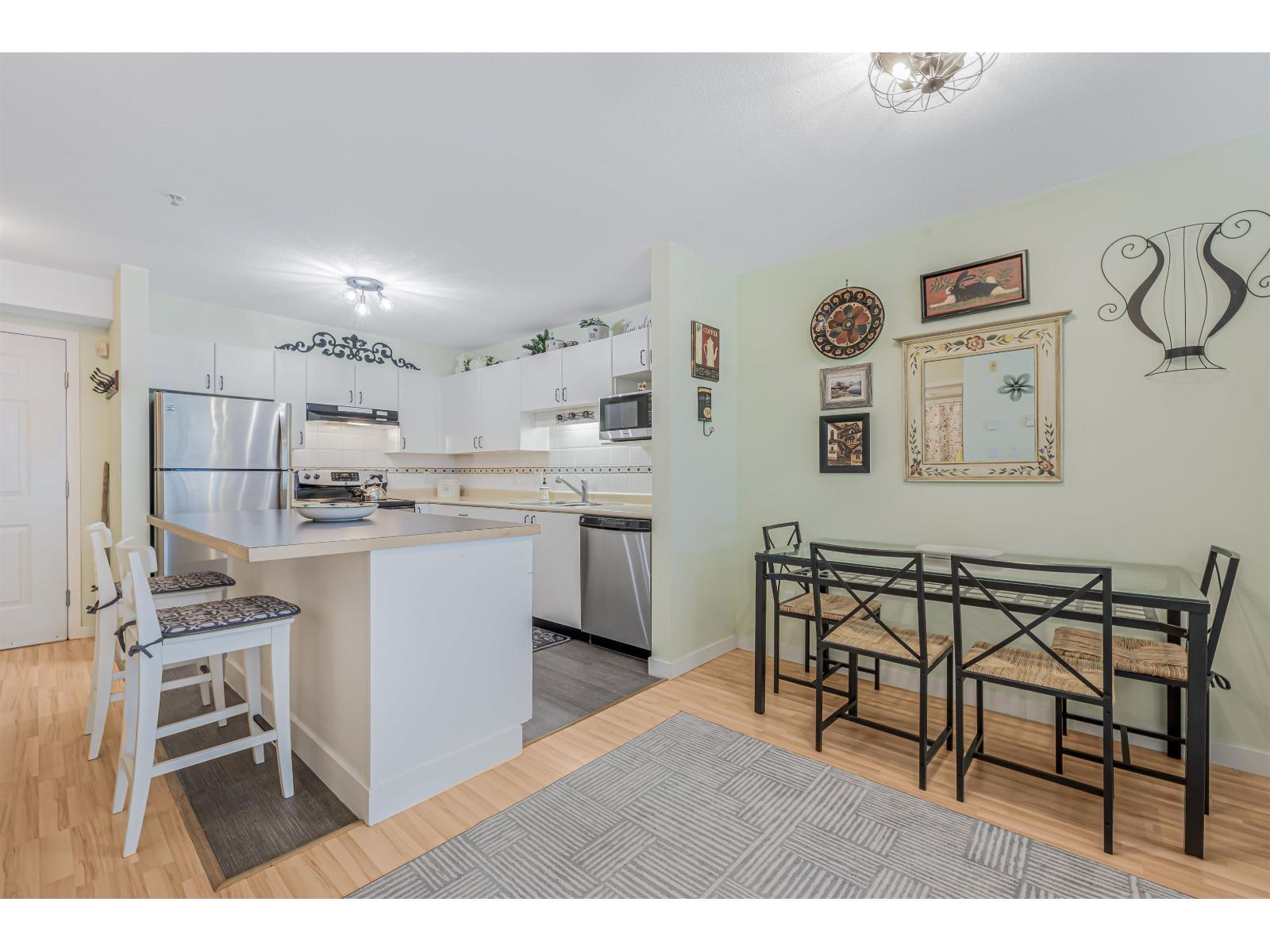 102 9668 148 Street, Surrey, British Columbia  V3R 0W2 - Photo 8 - R3121914