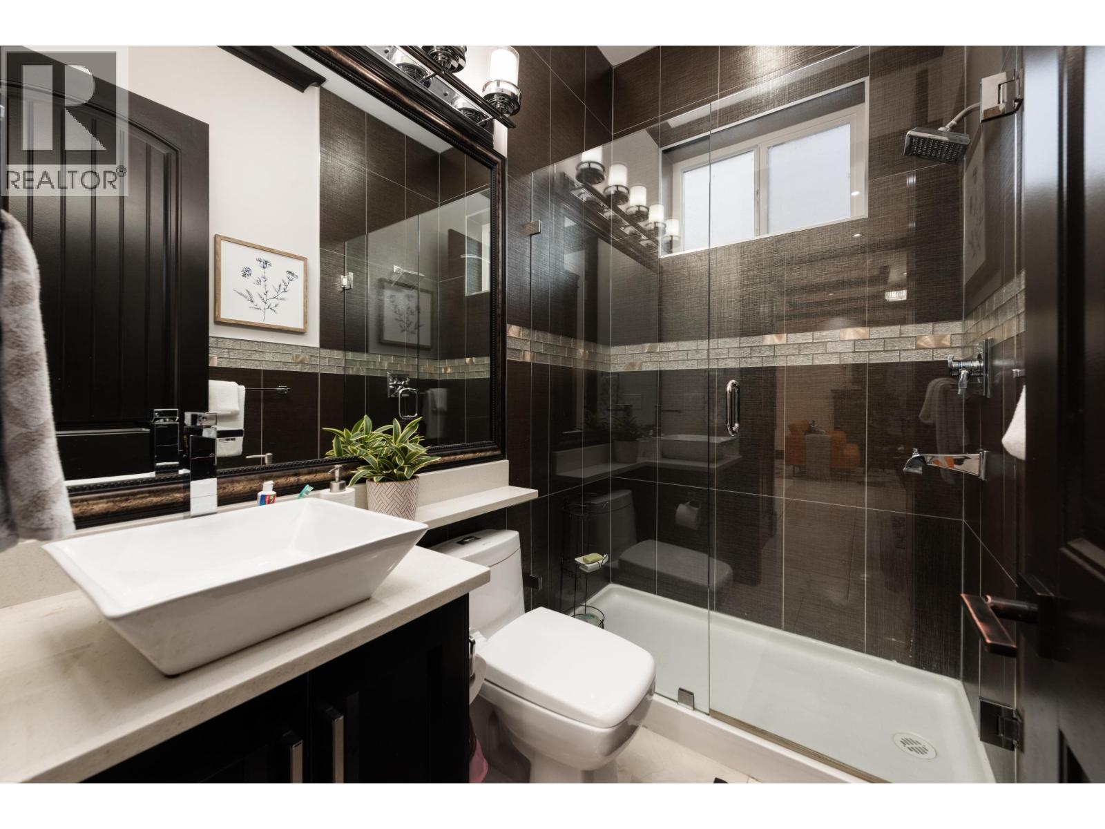 460 E 60th Avenue, Vancouver, British Columbia  V5X 1Z9 - Photo 12 - R3110582