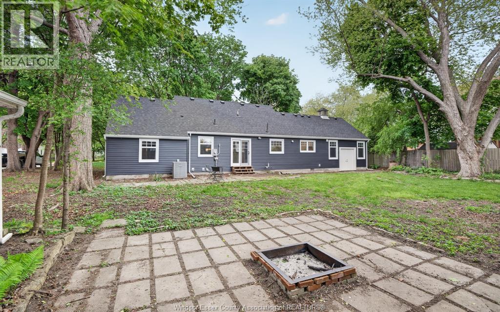 214 Coronado, Tecumseh, Ontario  N8N 2E2 - Photo 40 - 26010810