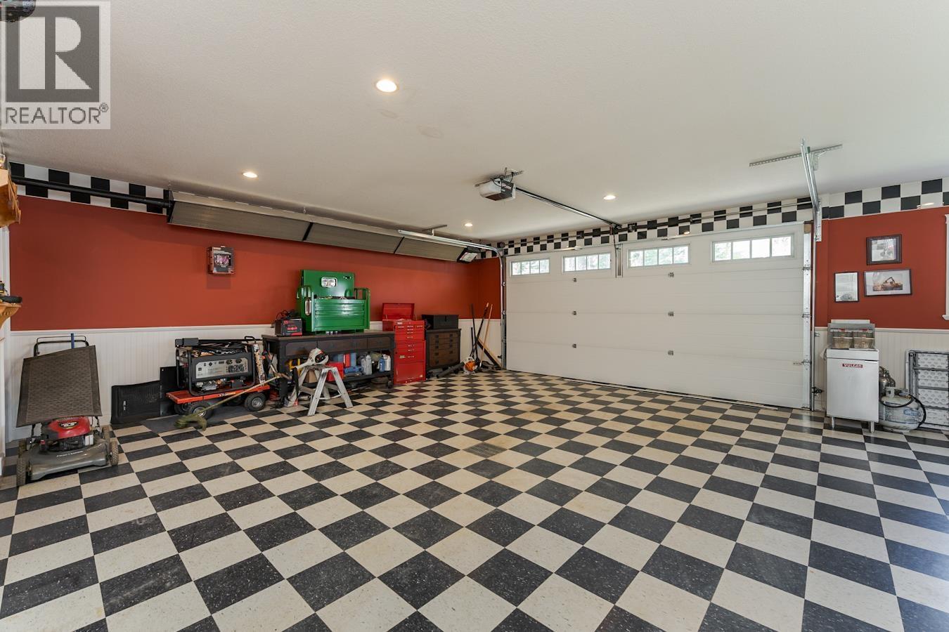5250 Cranbrook Hill Road, Prince George, British Columbia  V2M 7C4 - Photo 39 - R3121841