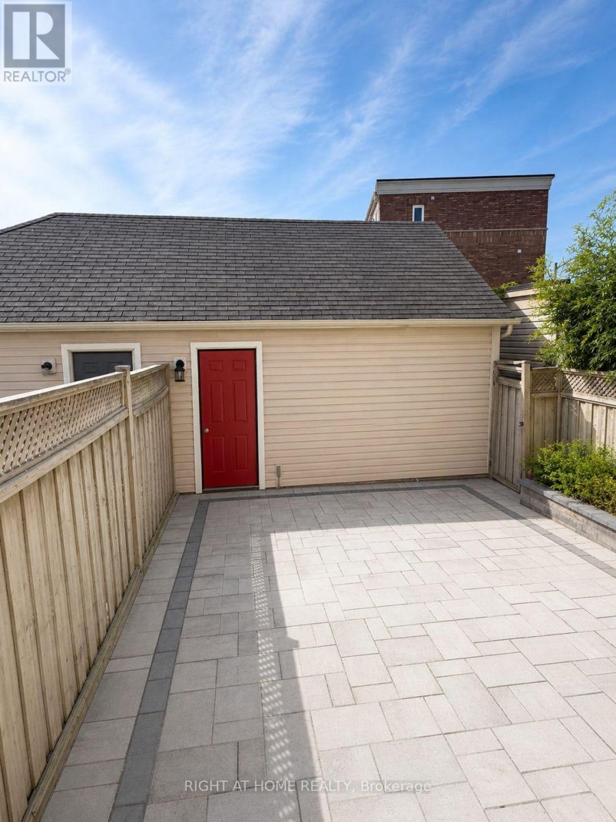 50 Jack Evelyn Wiggins Drive, Toronto, Ontario M3J 0E8 - Photo 10 - W13026644