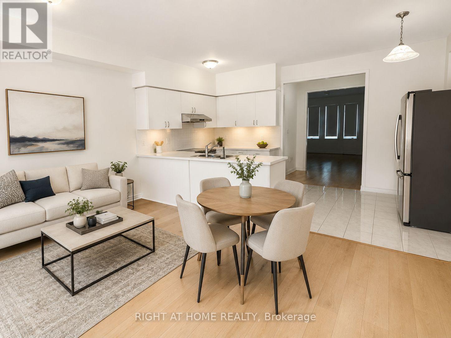 50 Jack Evelyn Wiggins Drive, Toronto, Ontario M3J 0E8 - Photo 2 - W13026644