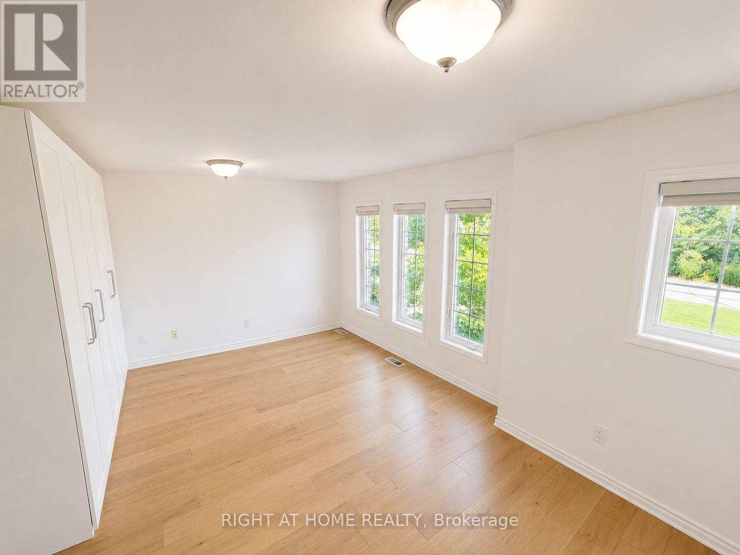 50 Jack Evelyn Wiggins Drive, Toronto, Ontario M3J 0E8 - Photo 6 - W13026644