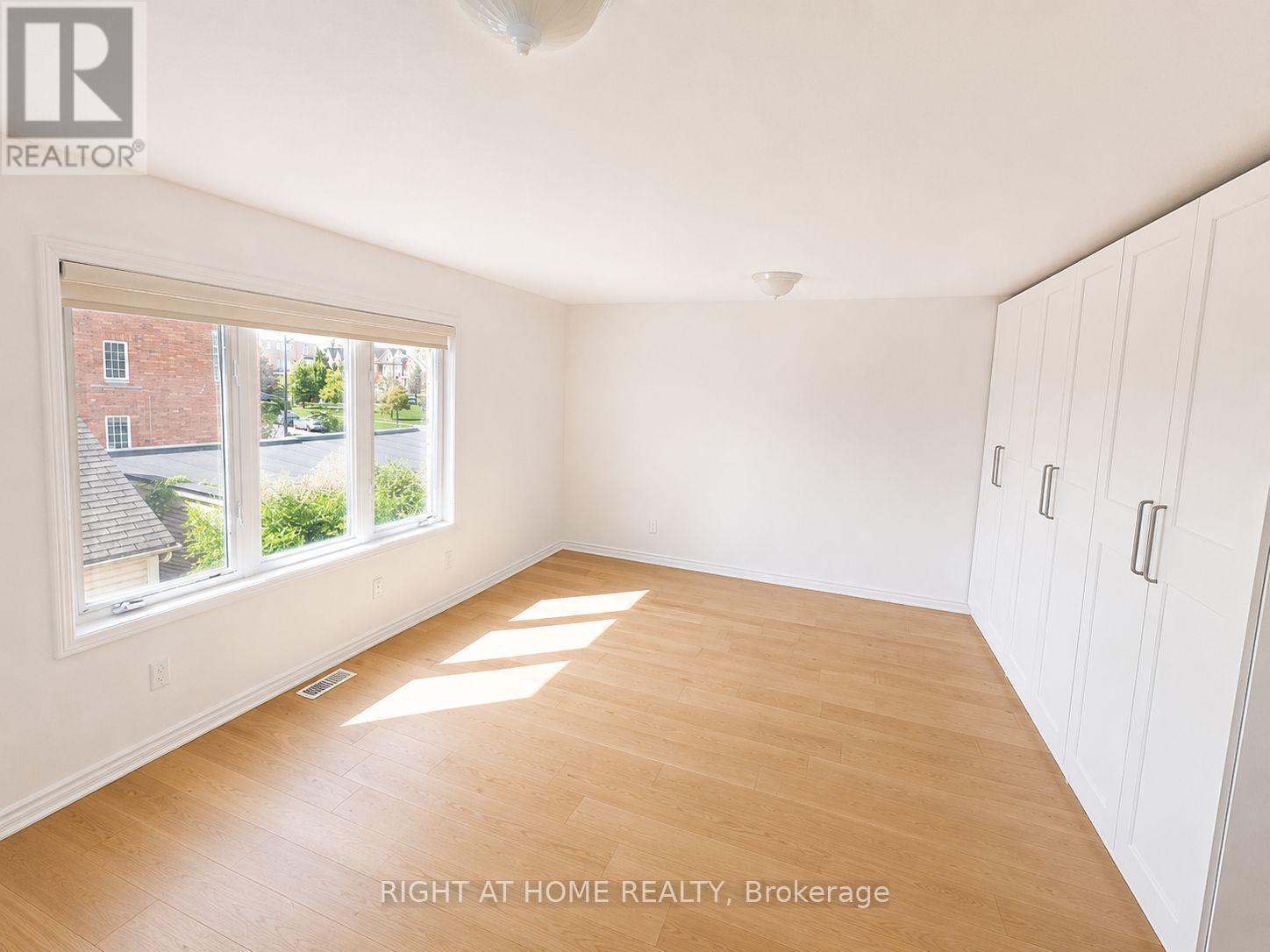 50 Jack Evelyn Wiggins Drive, Toronto, Ontario M3J 0E8 - Photo 8 - W13026644