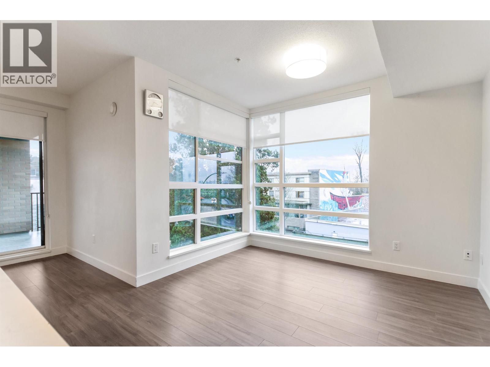 310 719 W 3rd Street, North Vancouver, British Columbia  V7M 0E7 - Photo 11 - R3122060